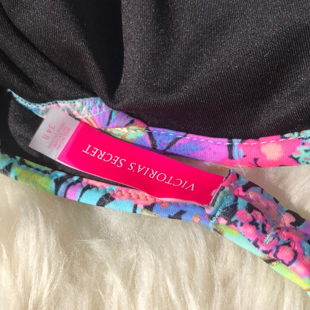 Victoria’s Secret 34B Bright Floral Print Swim top - Picture 6 of 7